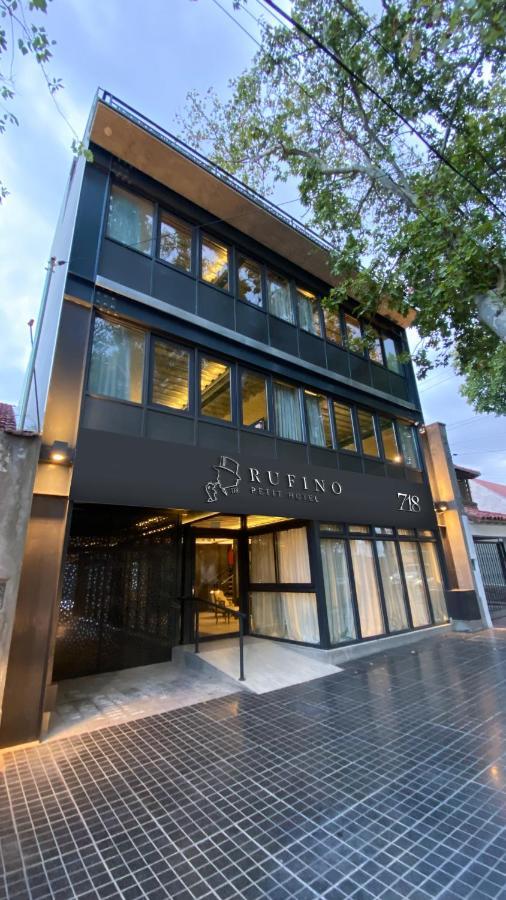 718 Rufino Petit Hotel เมนโดซา ภายนอก รูปภาพ