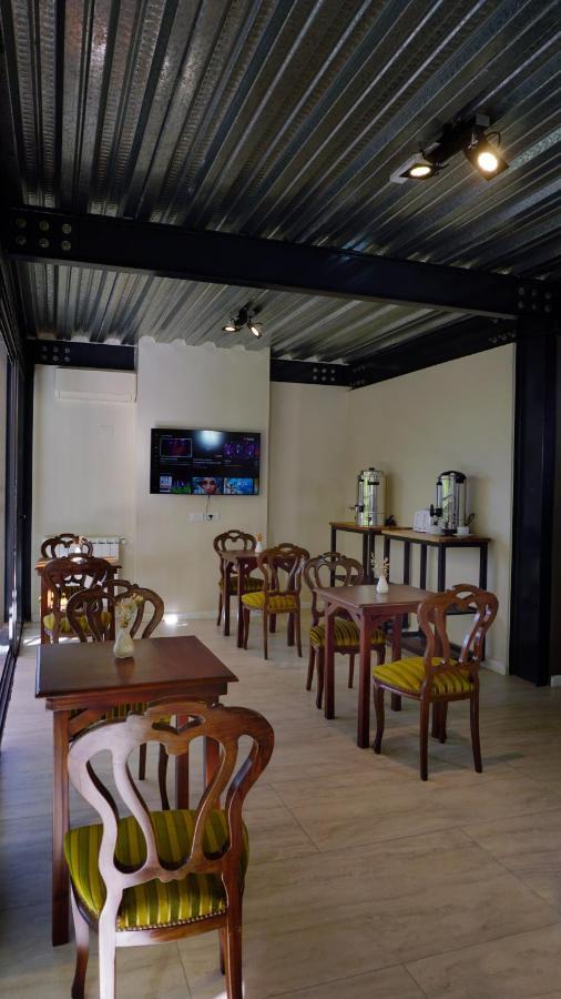 718 Rufino Petit Hotel เมนโดซา ภายนอก รูปภาพ