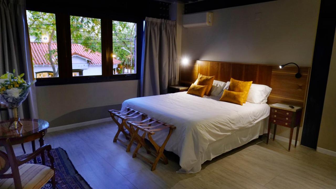 718 Rufino Petit Hotel เมนโดซา ภายนอก รูปภาพ