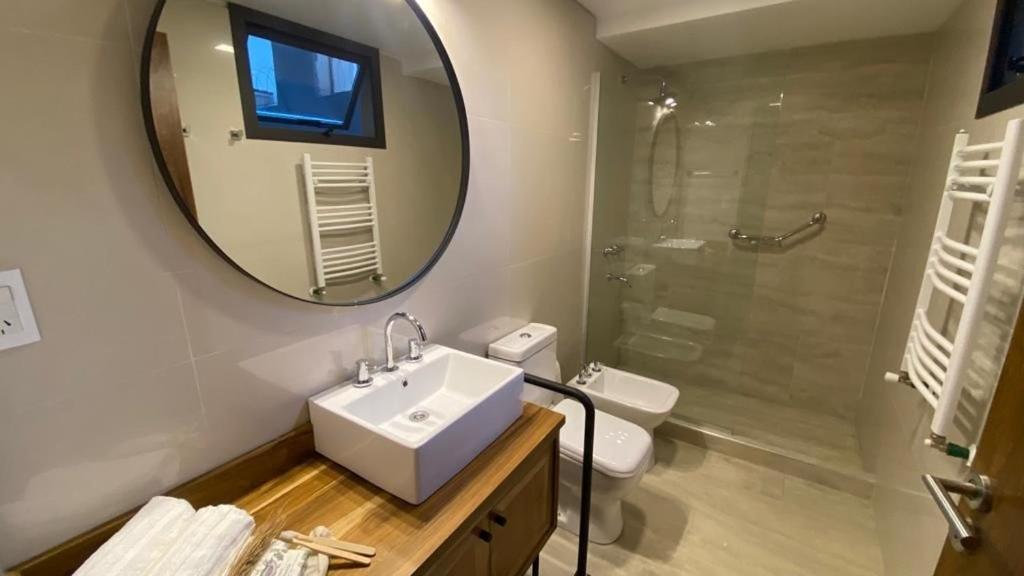 718 Rufino Petit Hotel เมนโดซา ภายนอก รูปภาพ